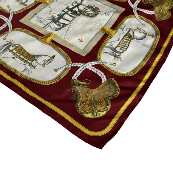 Hermès Grand Apparat Red and Gold 100% Silk Scarf - Picture 5 of 16